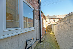 Courtyard- click for photo gallery